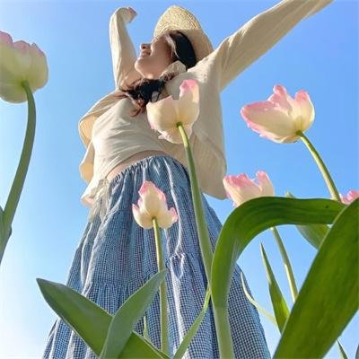 软玉温香抱满怀